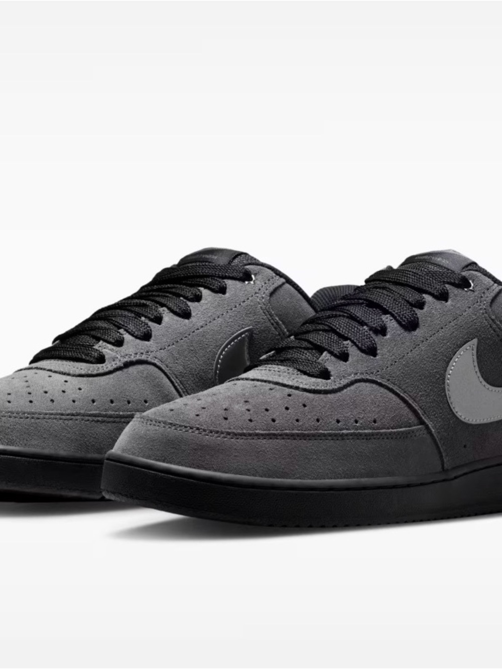 Nike Men's Gray and Black Suede Low-Top Sneakers